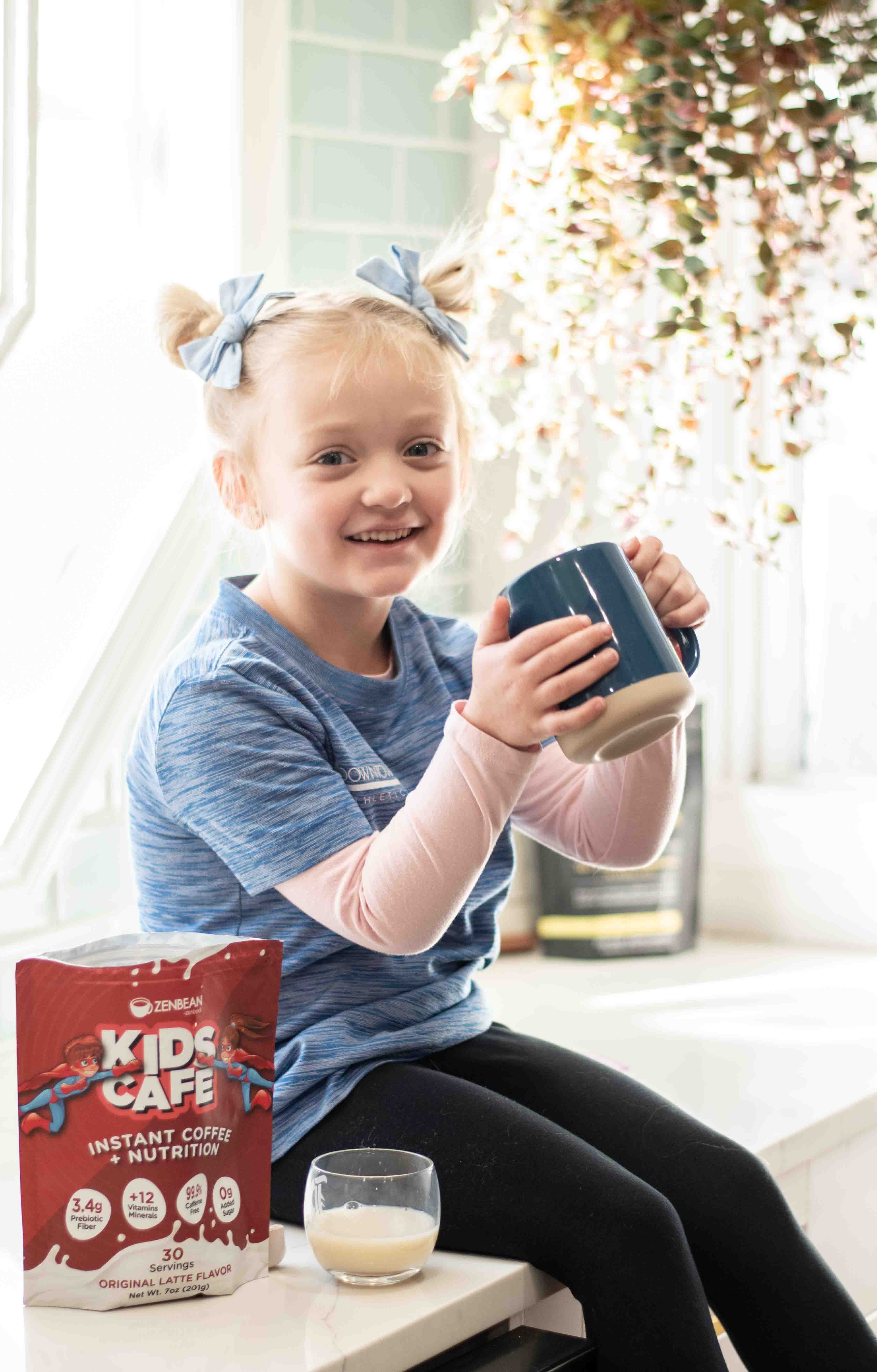 Kids sharing Kids Cafe together